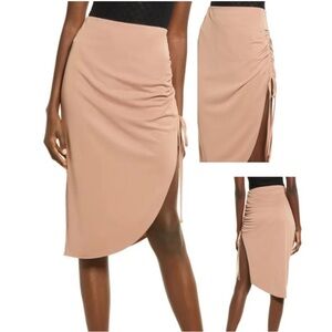 NWT Open Edit Side Ruched Skirt is a drawstring-adjustable ruching size XL